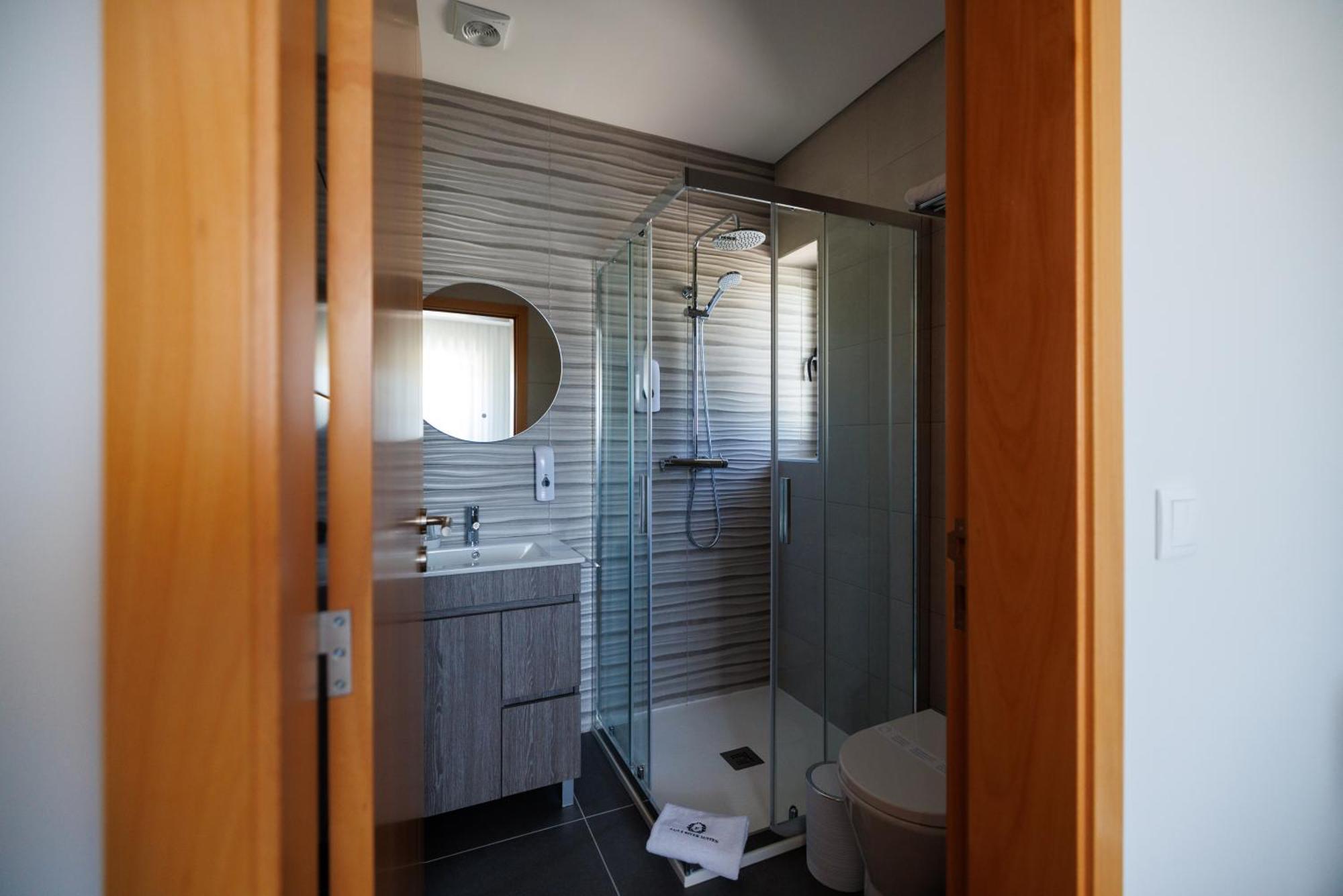 الفارينغا Paiva River Suites المظهر الخارجي الصورة